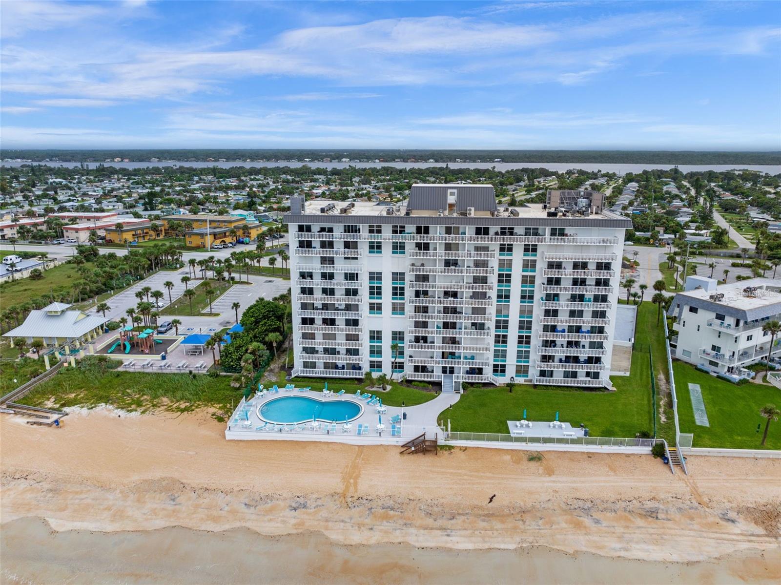 AQUARIUS OCEANFRONT - Residential