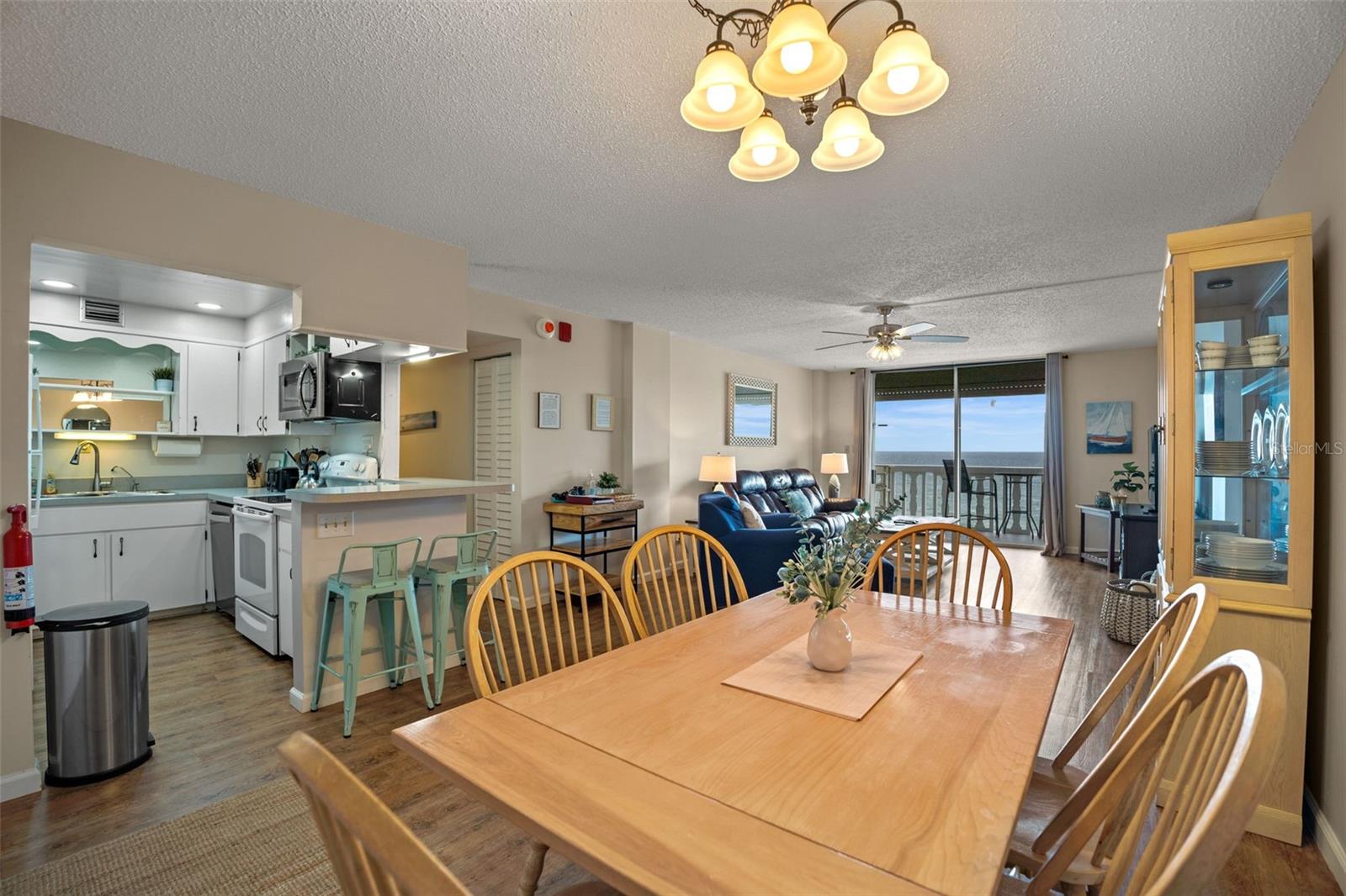 AQUARIUS OCEANFRONT - Residential