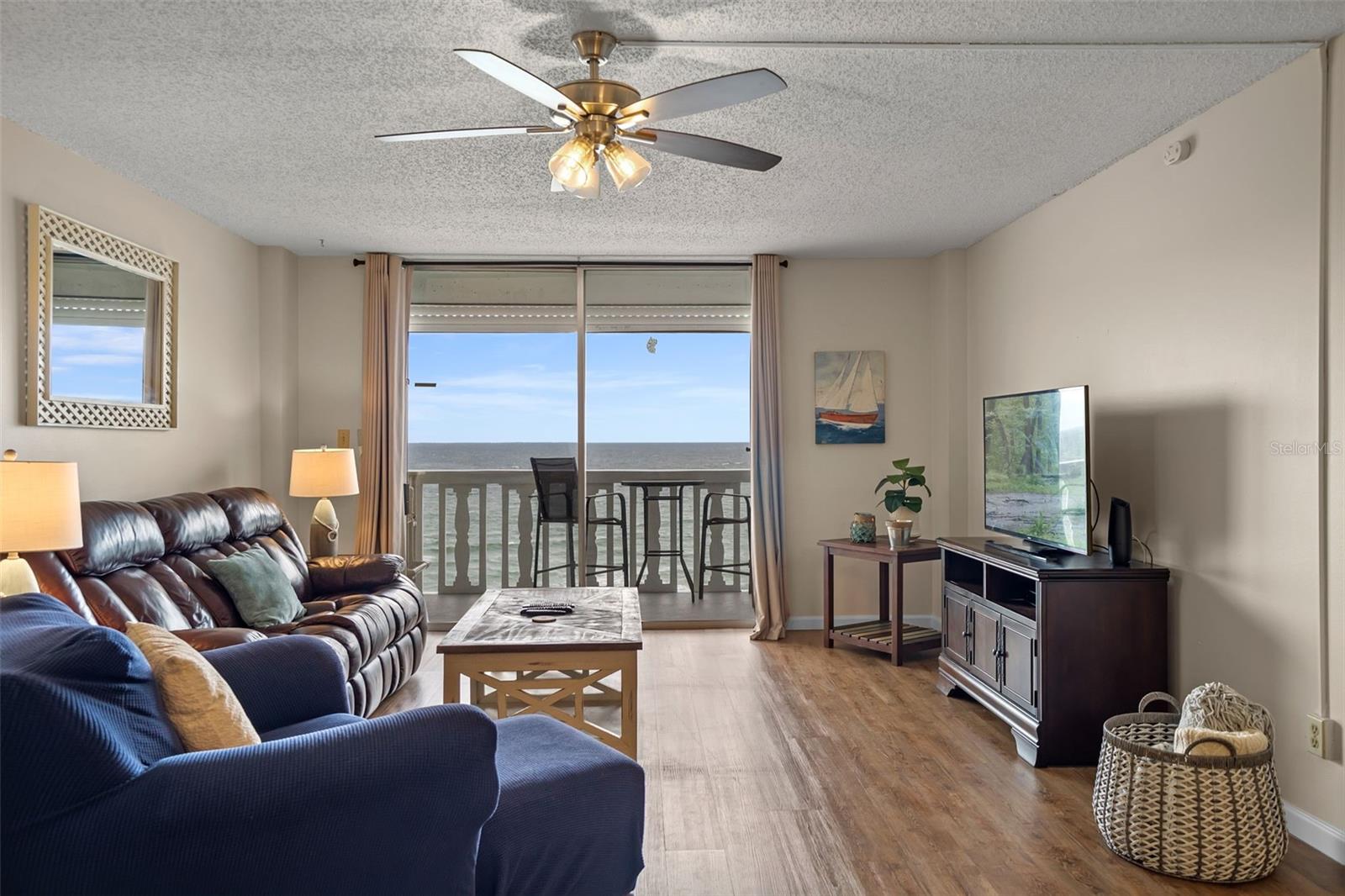 AQUARIUS OCEANFRONT - Residential