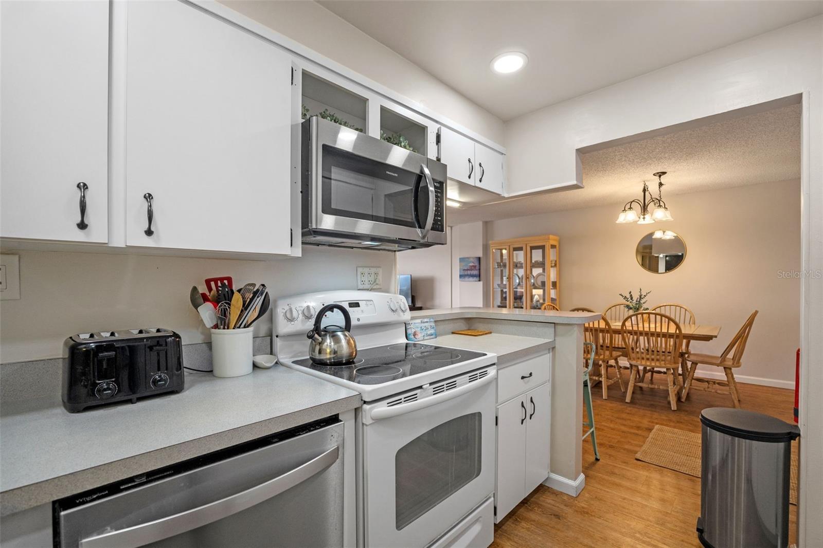 AQUARIUS OCEANFRONT - Residential