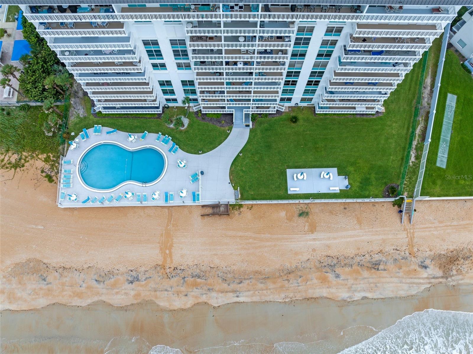 AQUARIUS OCEANFRONT - Residential