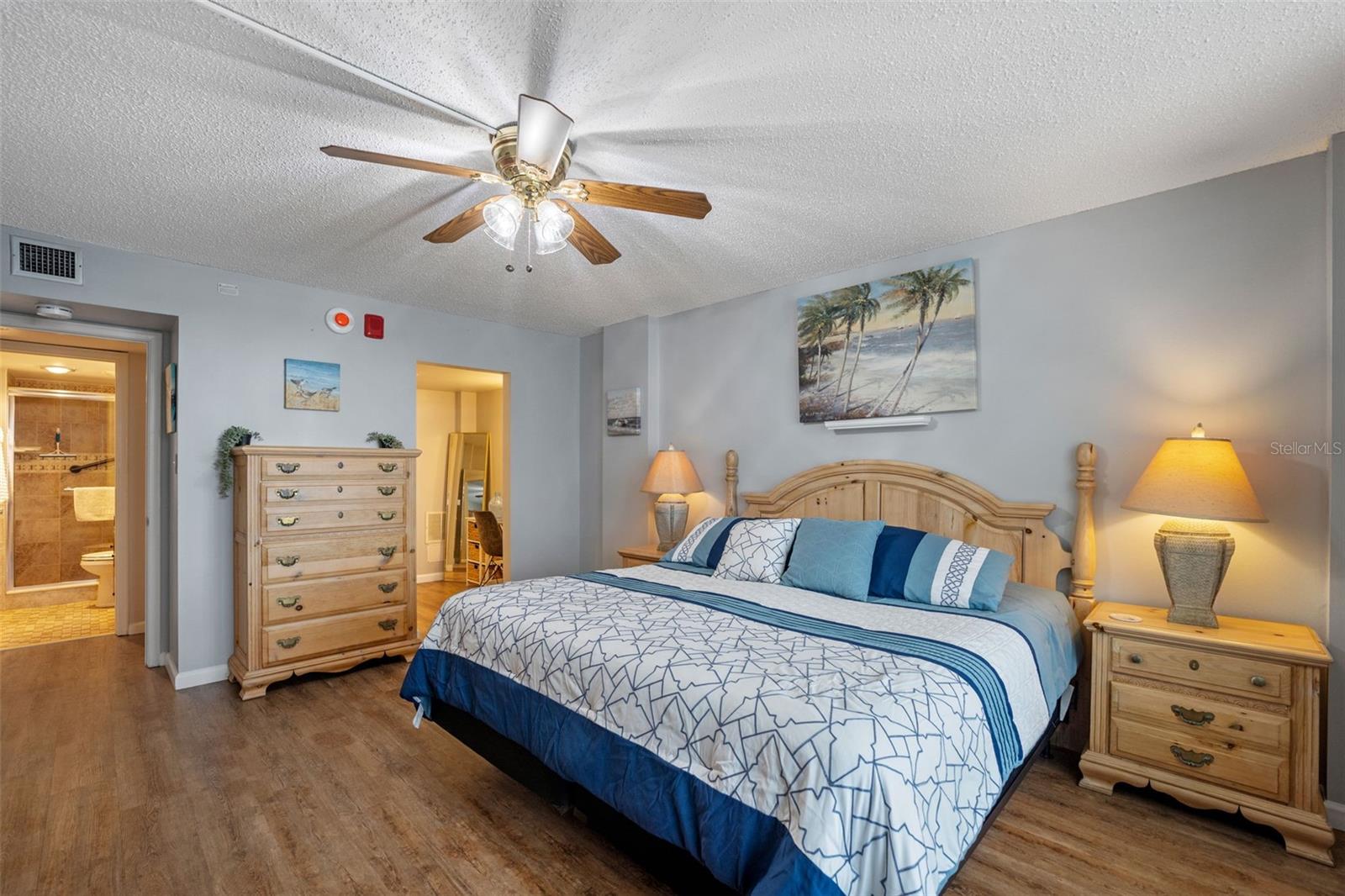 AQUARIUS OCEANFRONT - Residential