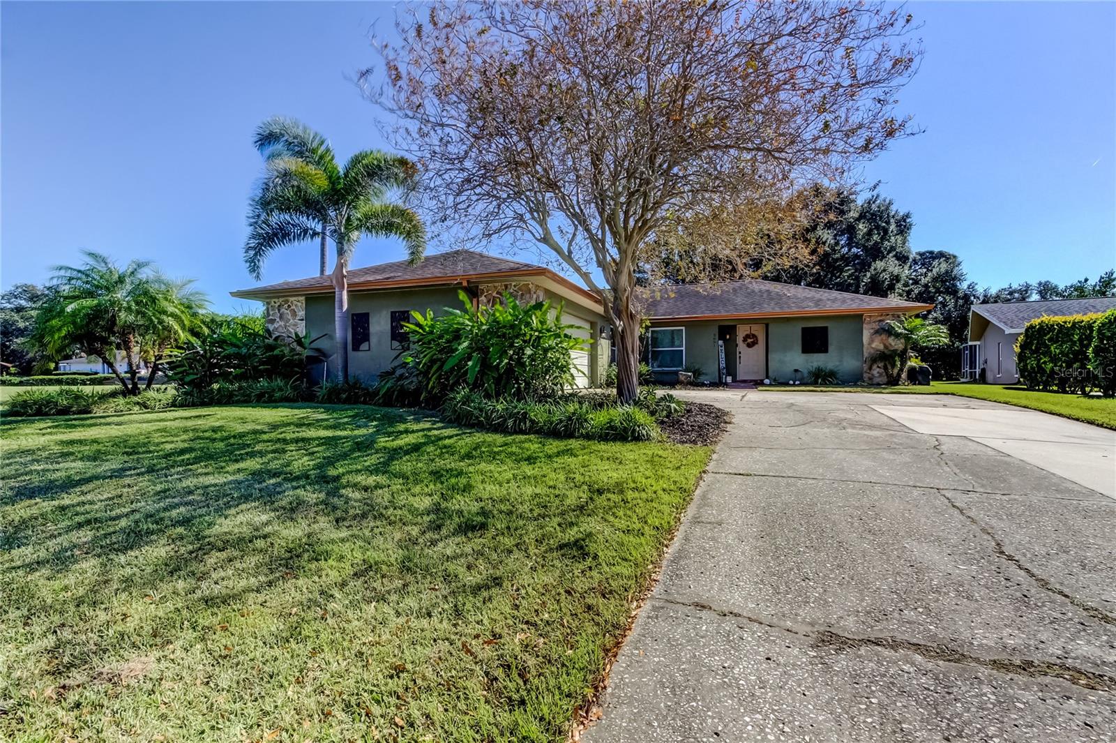 CLUBHOUSE ESTATES OF COUNTRYSIDE - Residential