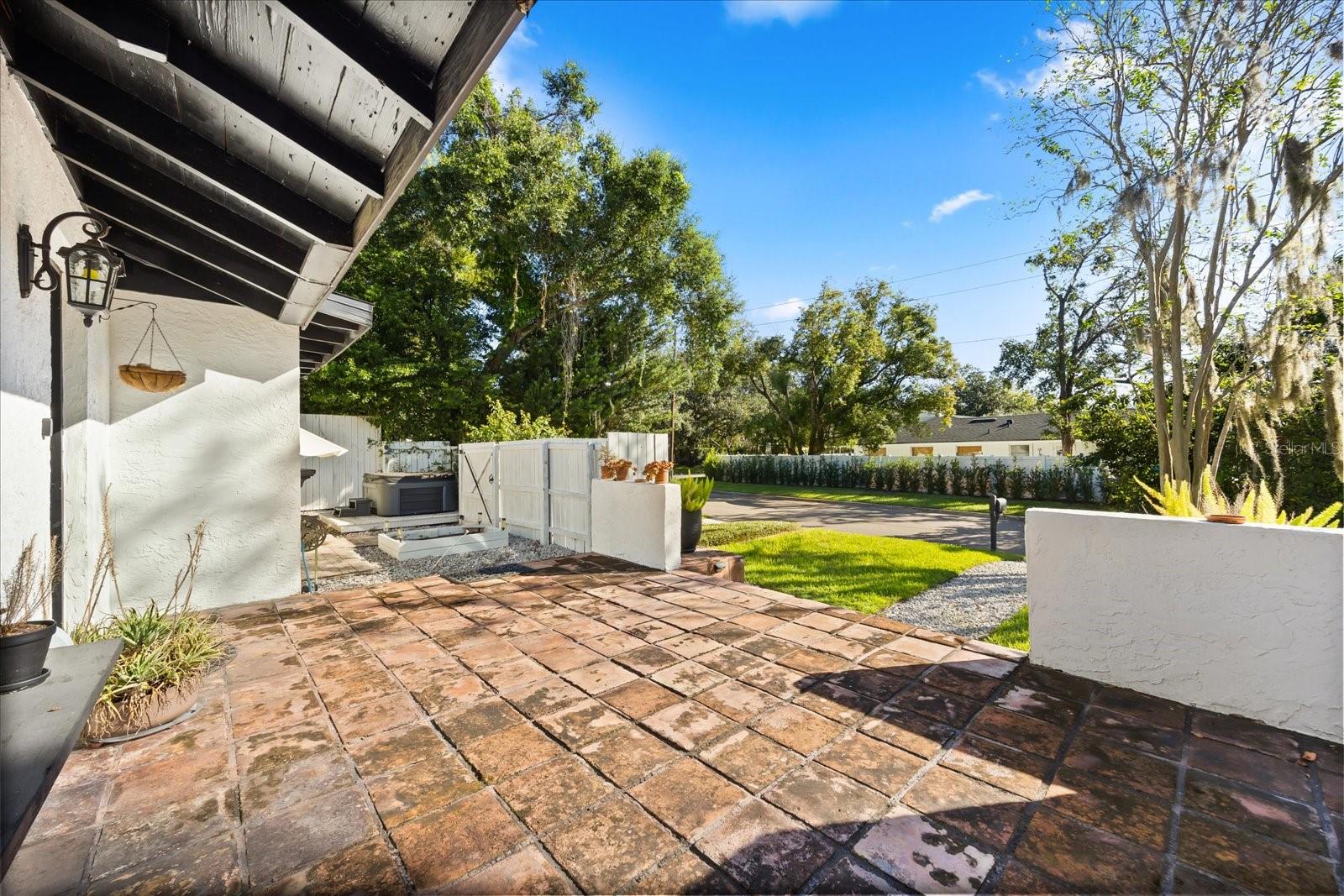 DIXIE TERRACE - Residential