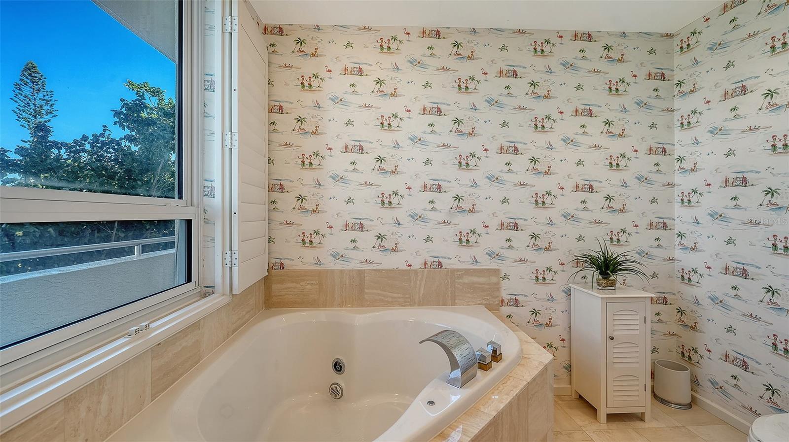 THE GRANDE AT LONGBOAT KEY - Residential