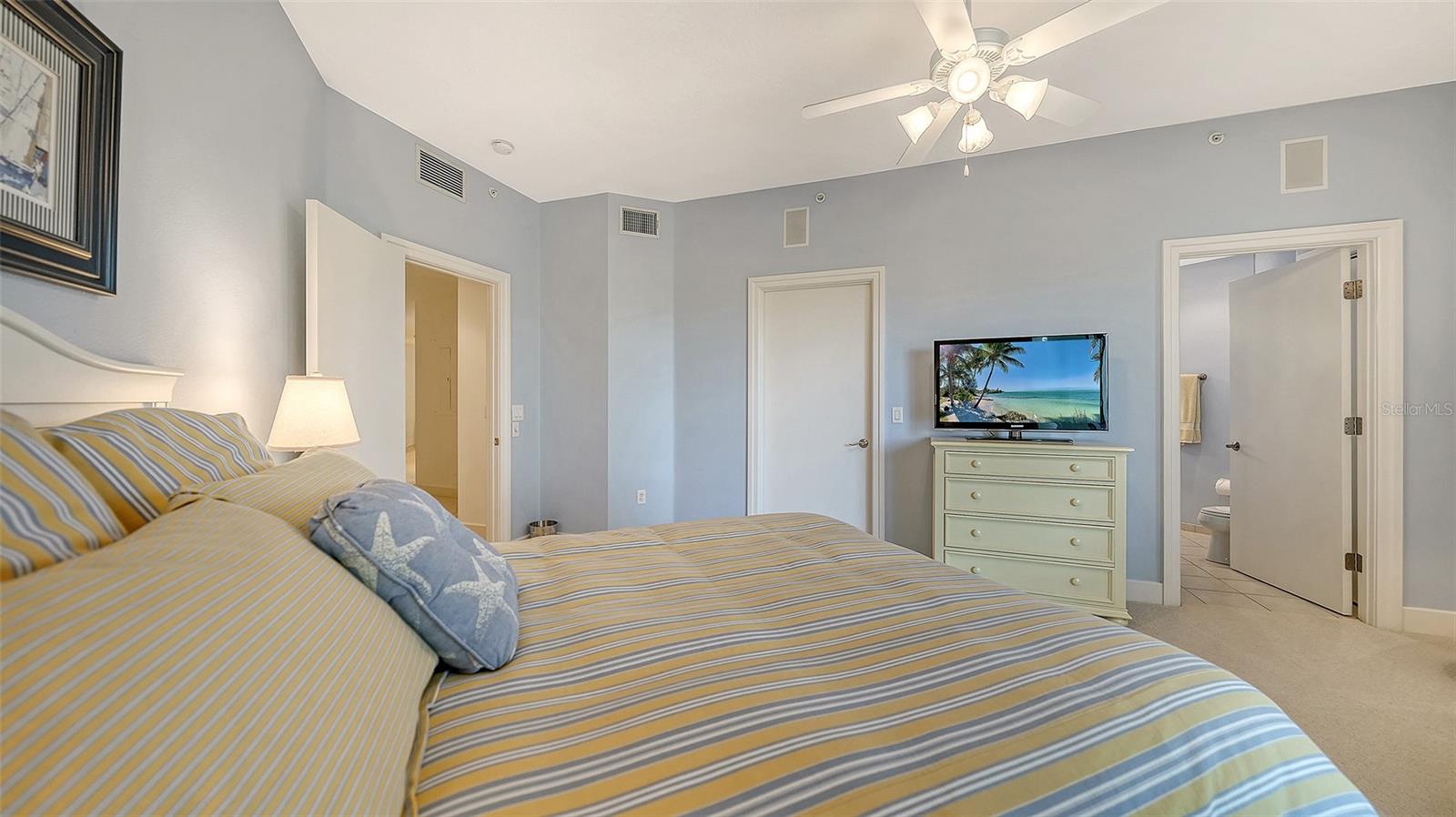 THE GRANDE AT LONGBOAT KEY - Residential