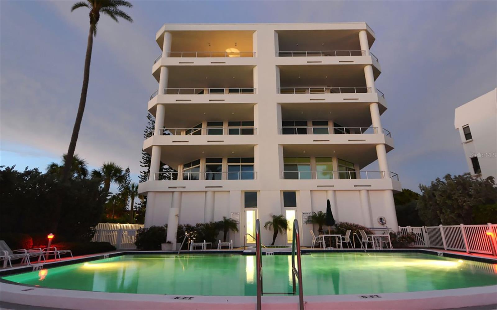 THE GRANDE AT LONGBOAT KEY - Residential