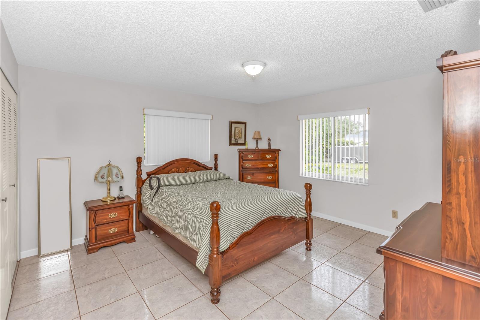 DELTONA LAKES UNIT 16 - Residential