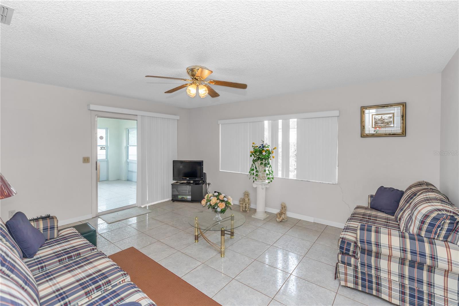 DELTONA LAKES UNIT 16 - Residential