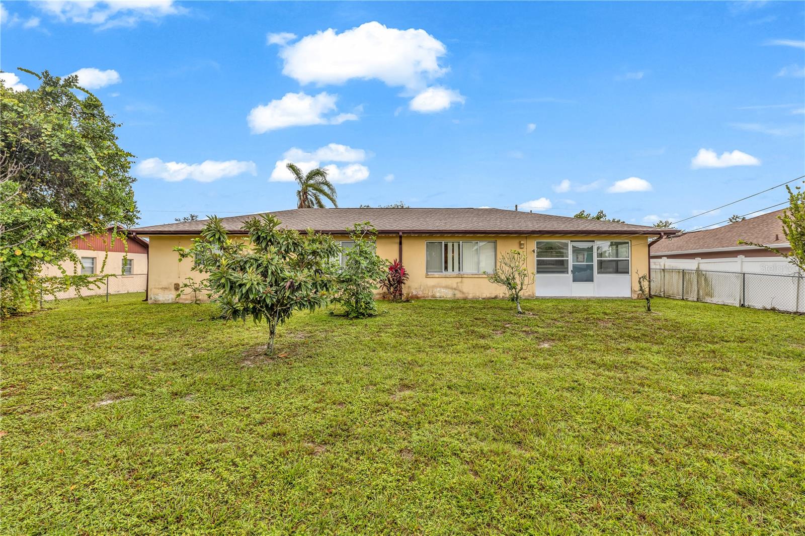 DELTONA LAKES UNIT 16 - Residential