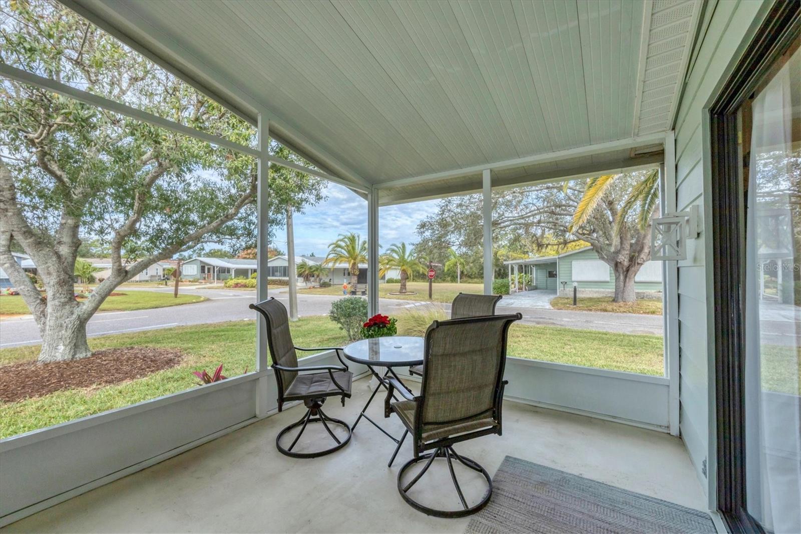 TANGERINE WOODS - Residential