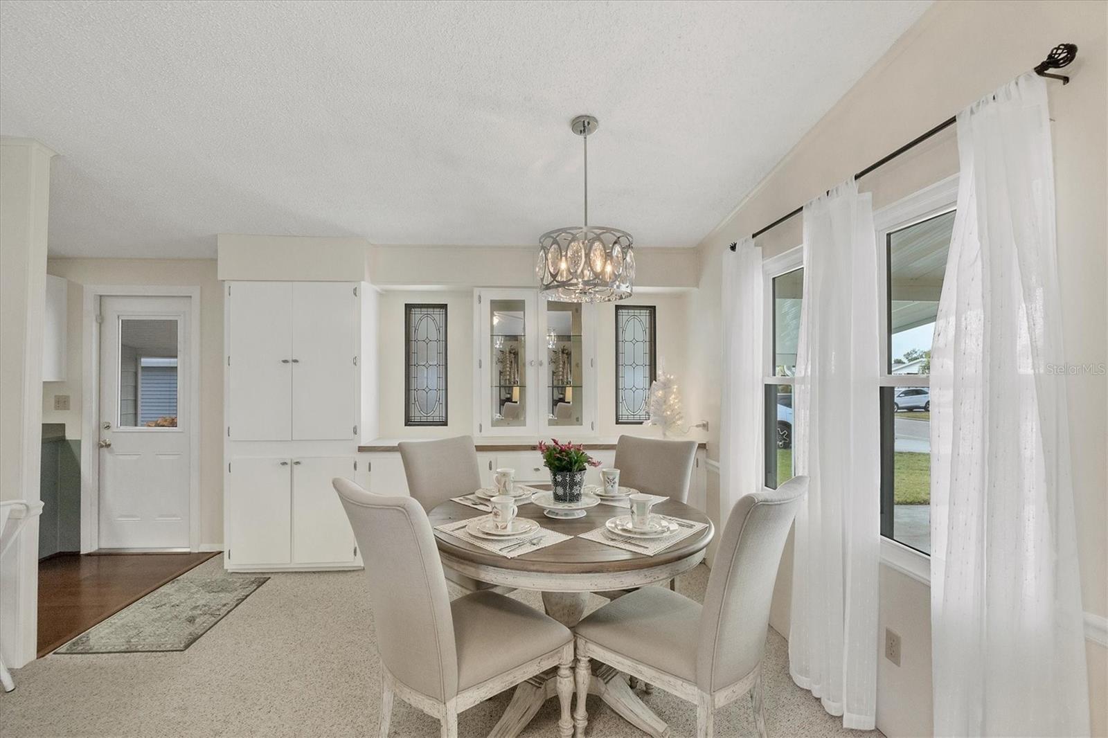 TANGERINE WOODS - Residential