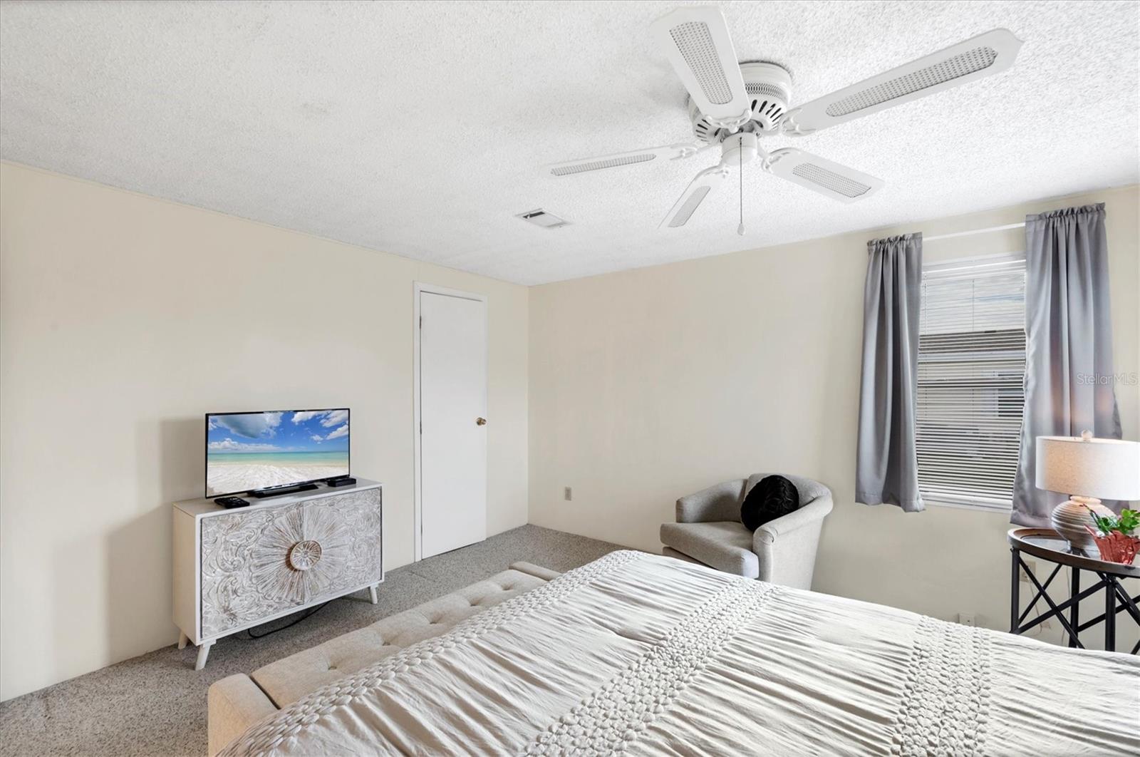 TANGERINE WOODS - Residential