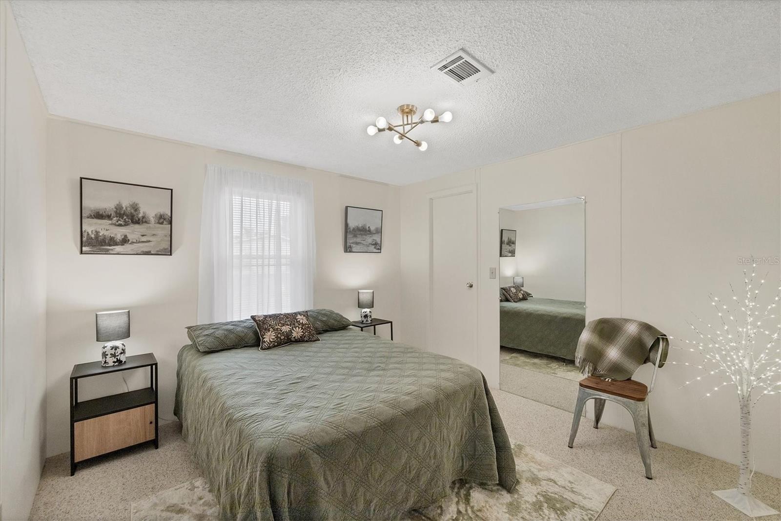 TANGERINE WOODS - Residential