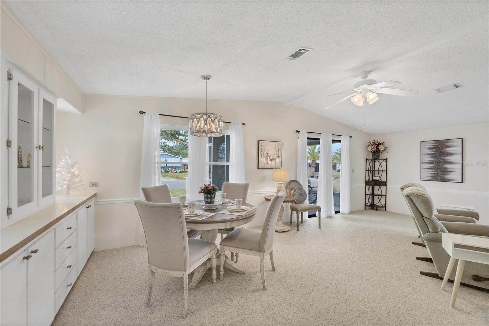 TANGERINE WOODS - Residential