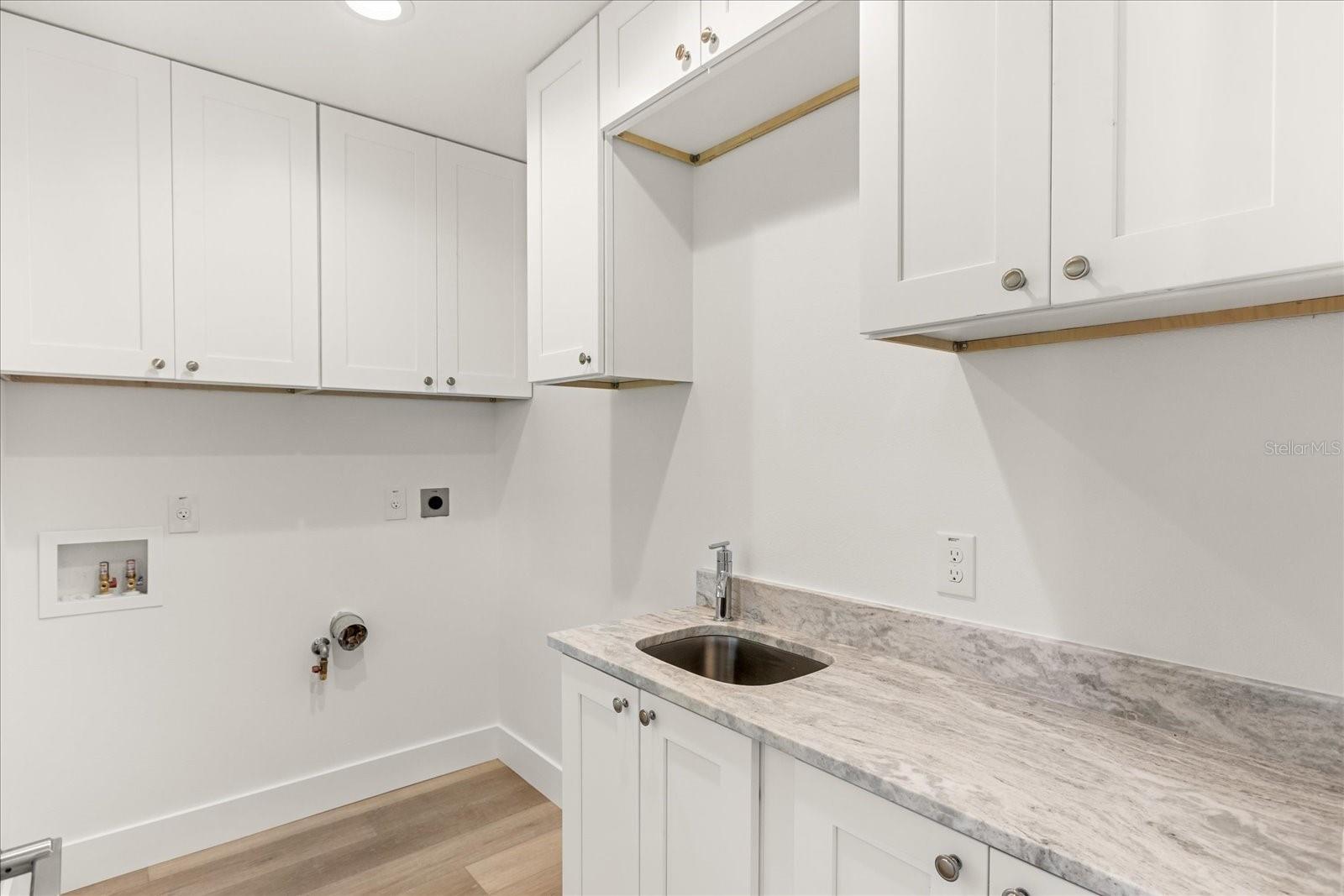 NO SUBDIVISION - Residential