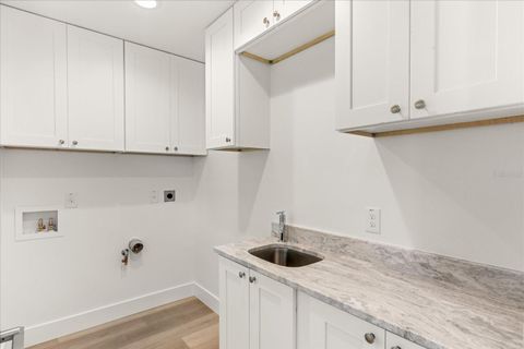 Tiny photo for 1084 SE 170th Street, Summerfield, FL 34491 (MLS # S5135175)