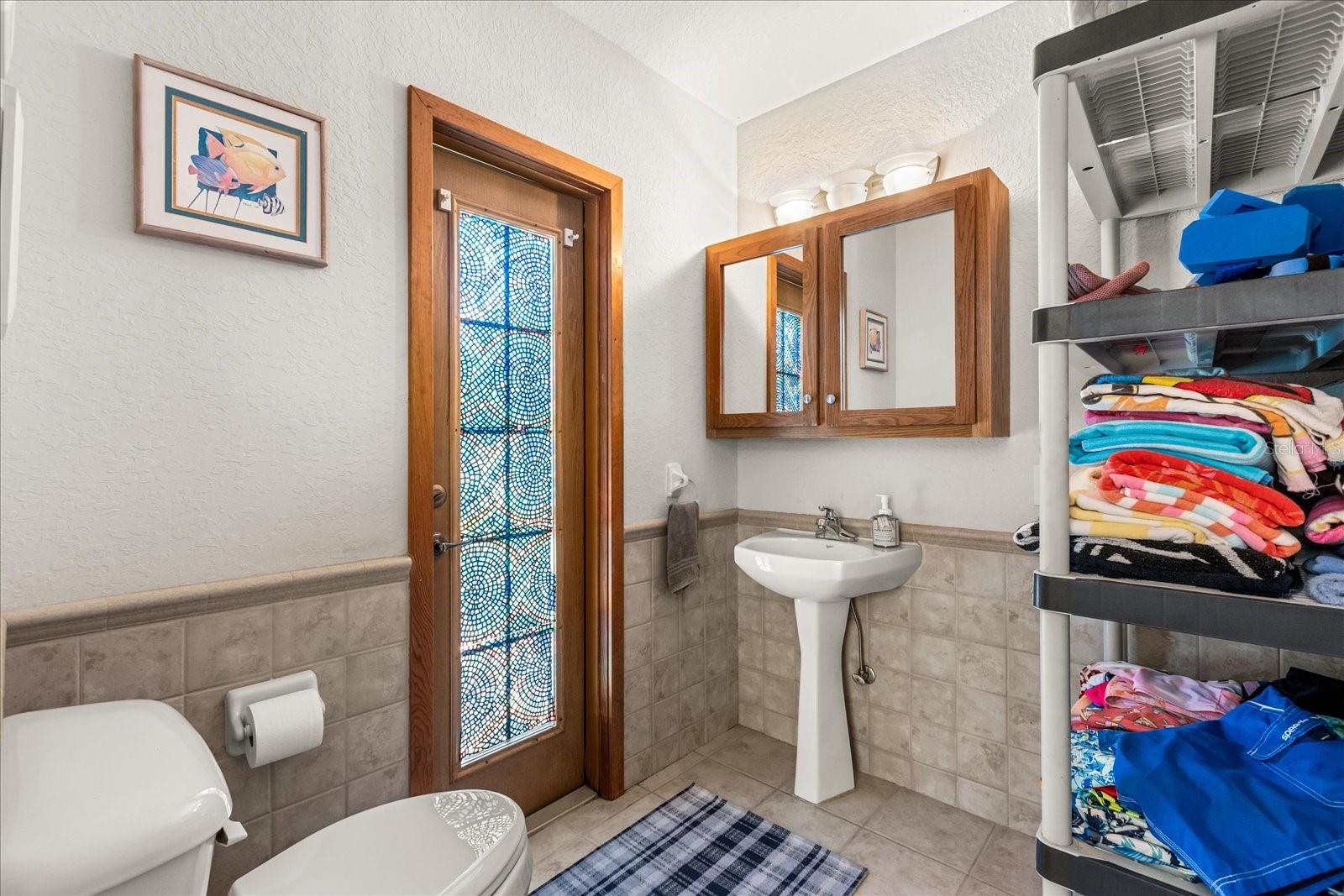 NO SUBDIVISION - Residential