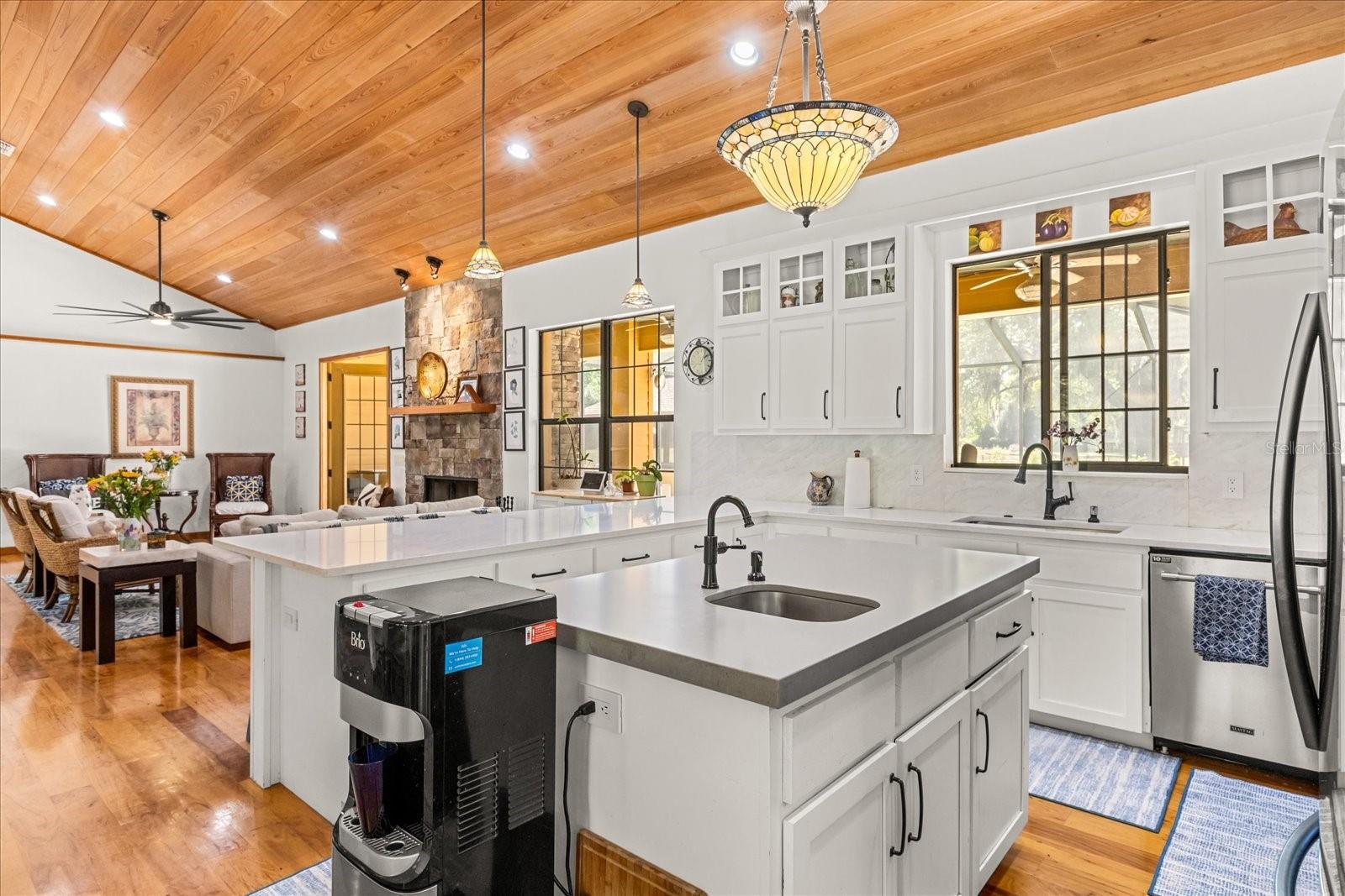 NO SUBDIVISION - Residential