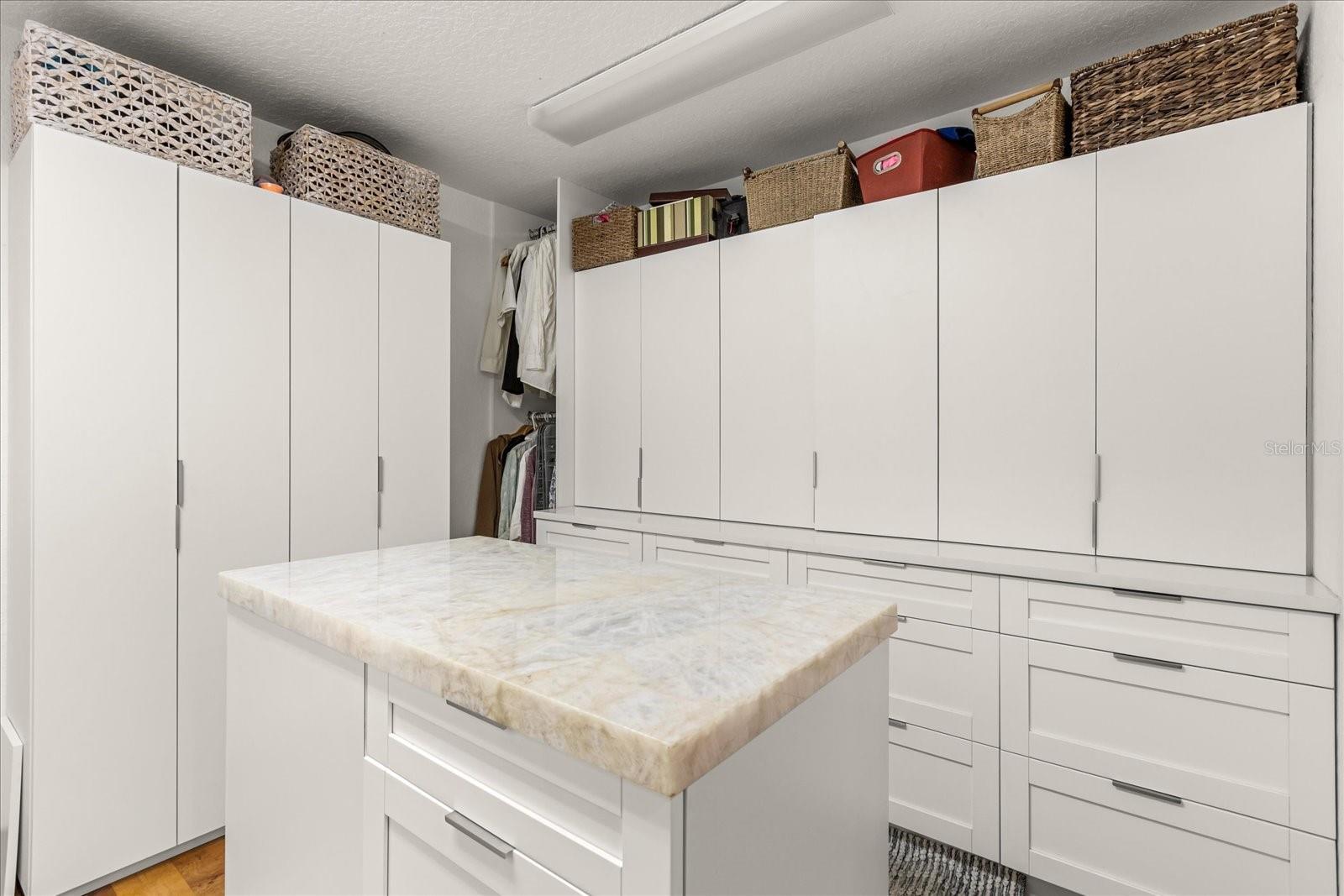 NO SUBDIVISION - Residential