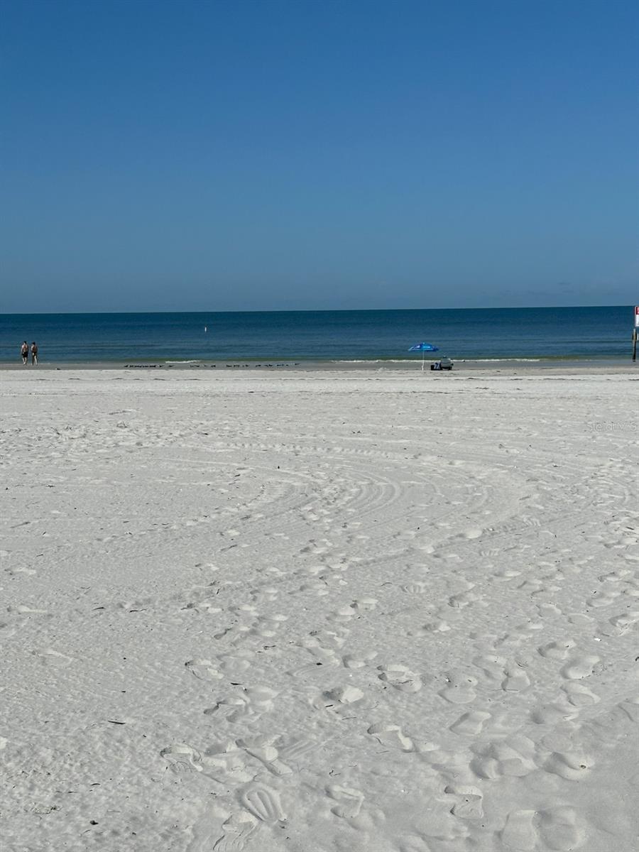 SURFSIDE CABANA CLUB REV - Land