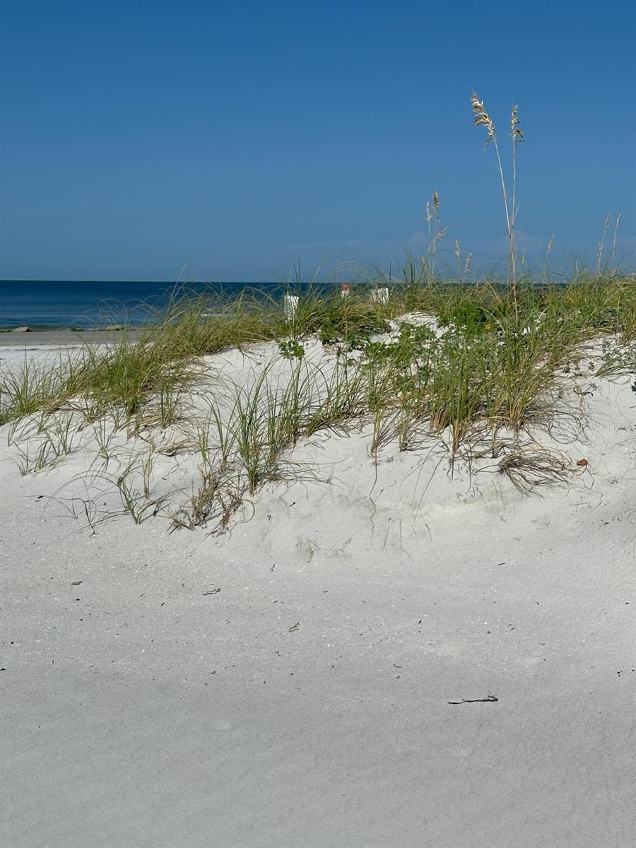 SURFSIDE CABANA CLUB REV - Land