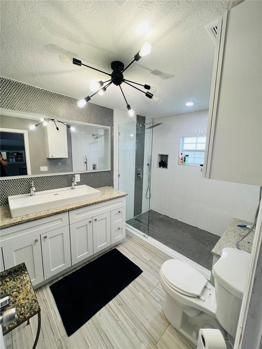 AVON SPGS - Residential Lease