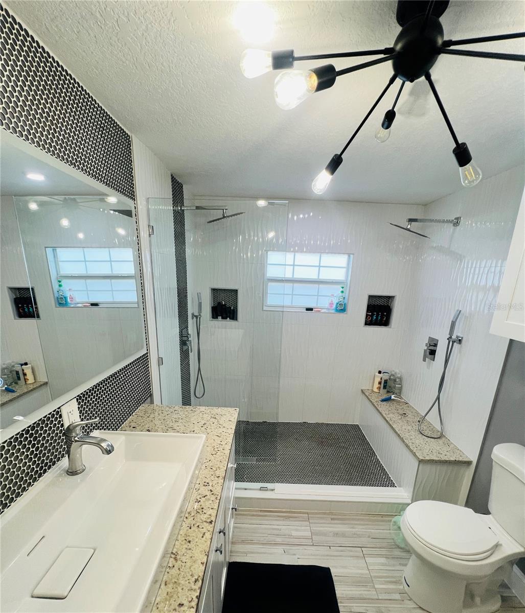 AVON SPGS - Residential Lease