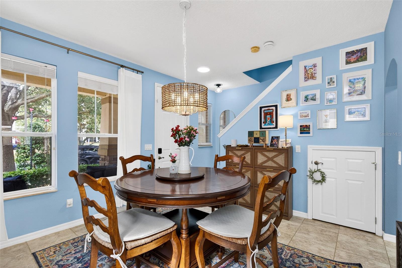 SIGNATURE LAKES - Residential