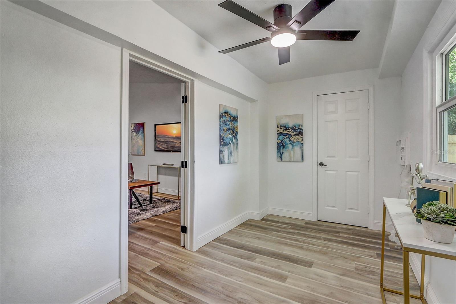 ROYAL MANOR VILLAS - Residential