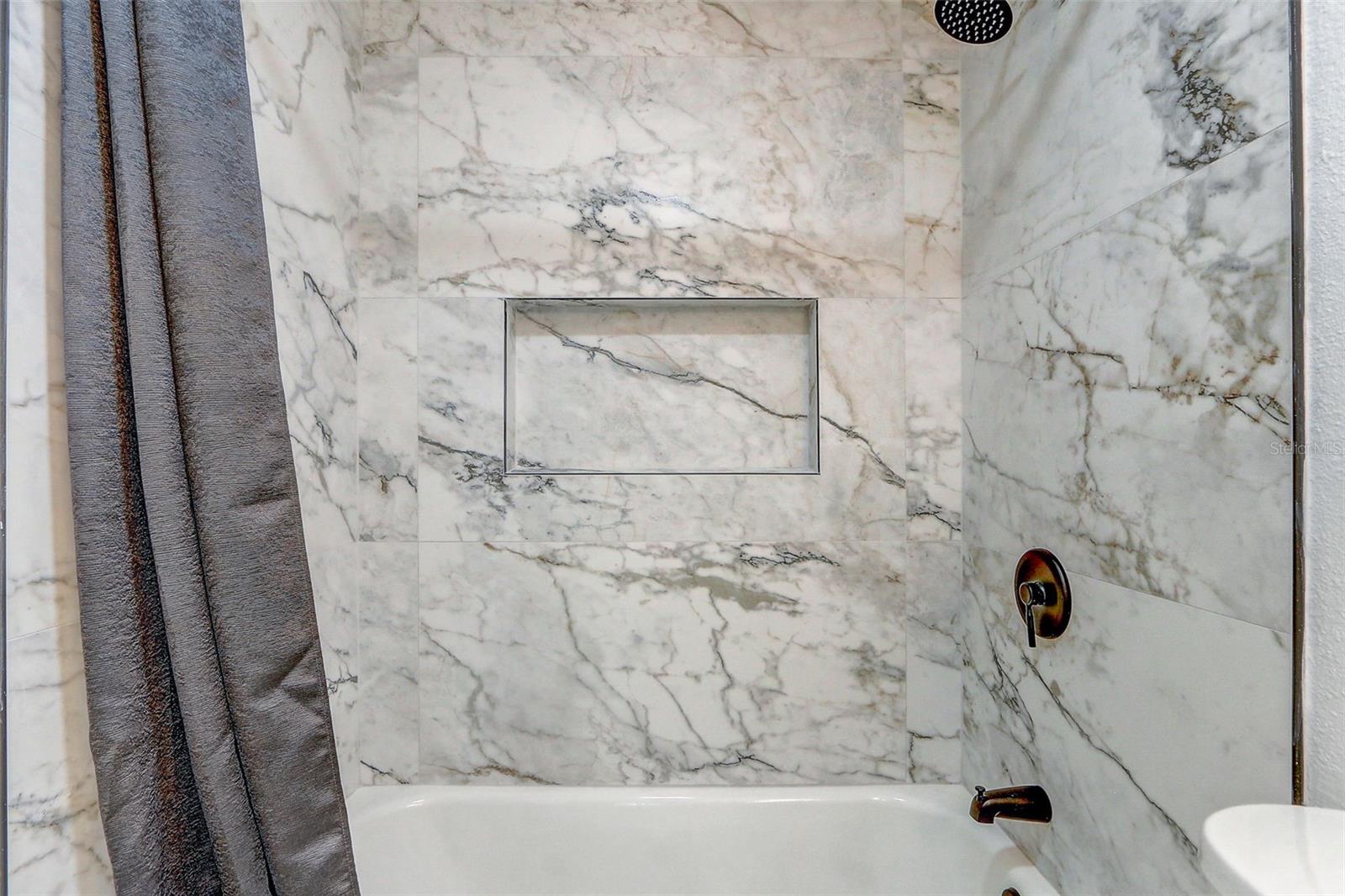 ROYAL MANOR VILLAS - Residential