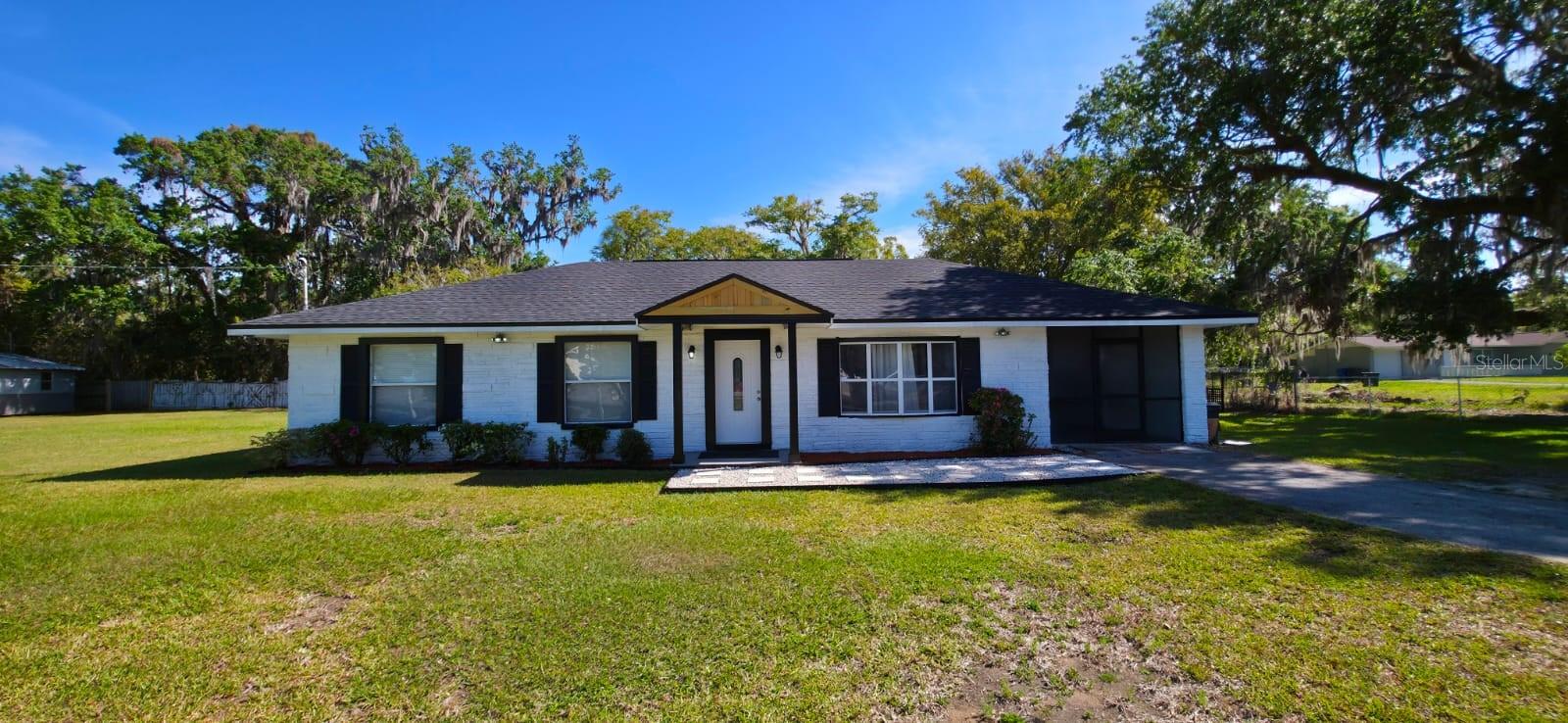 1413 LITHIA PINECREST ROAD