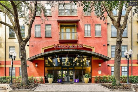 Photo of 911 N Orange Avenue #119, Orlando, FL 32801 (MLS # O6365614)