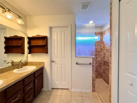 Tiny photo for 16394 SW 15th Court, Ocala, FL 34473 (MLS # OM734684)