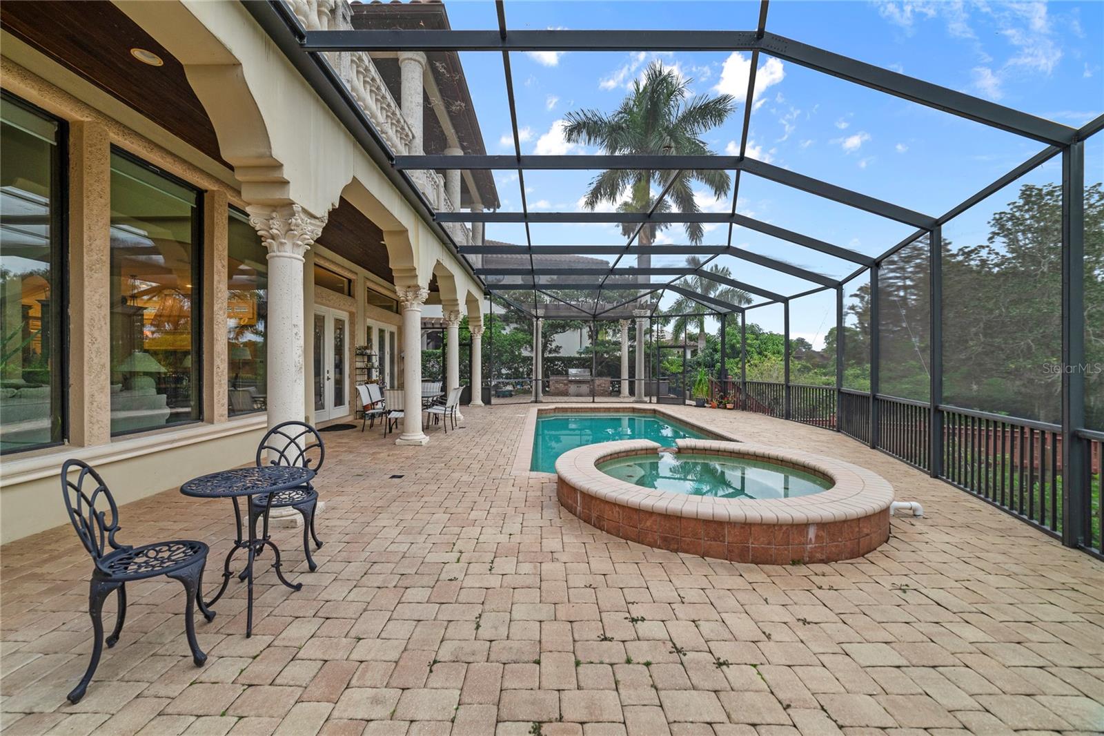 EMERSON POINTE - Residential