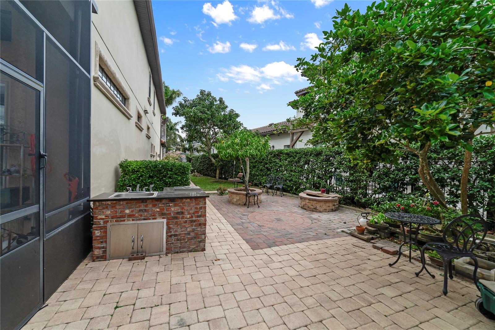 EMERSON POINTE - Residential