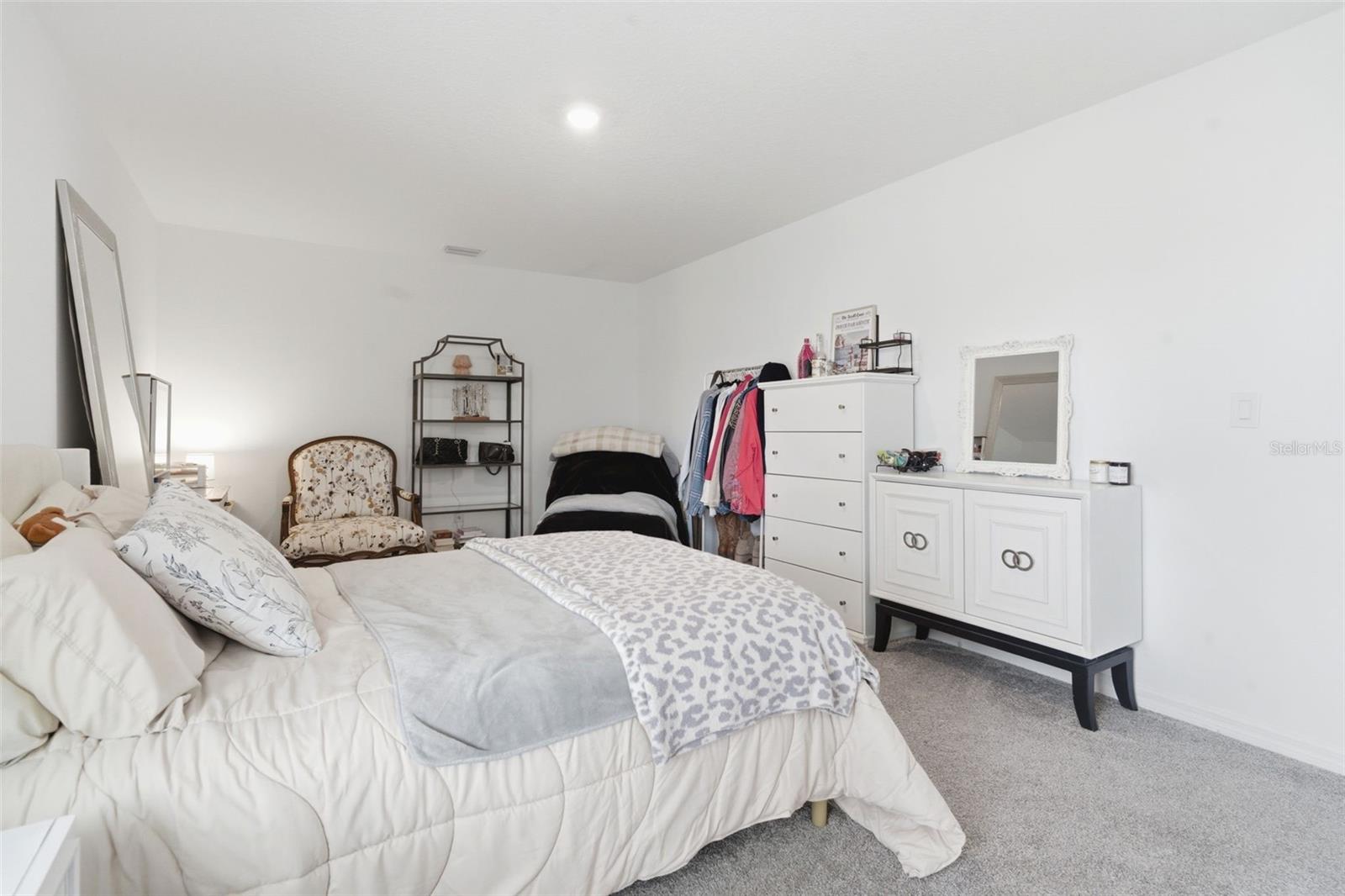 BERESFORD WOODS PH 1 - Residential