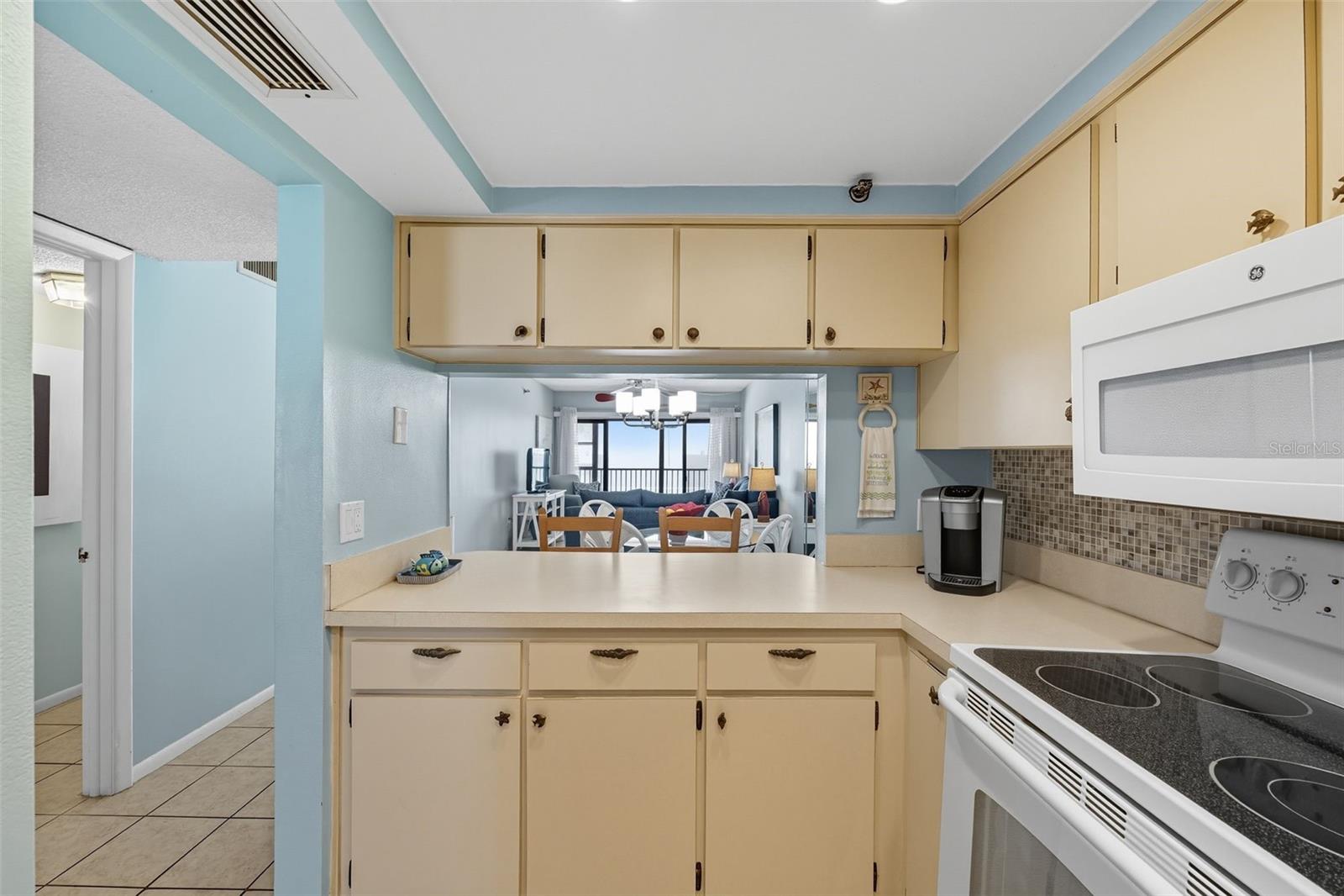 VILLA MADEIRA CONDO - Residential