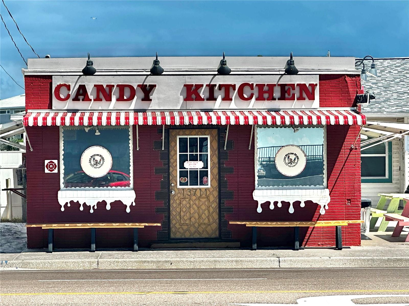 VILLA MADEIRA CONDO - Residential