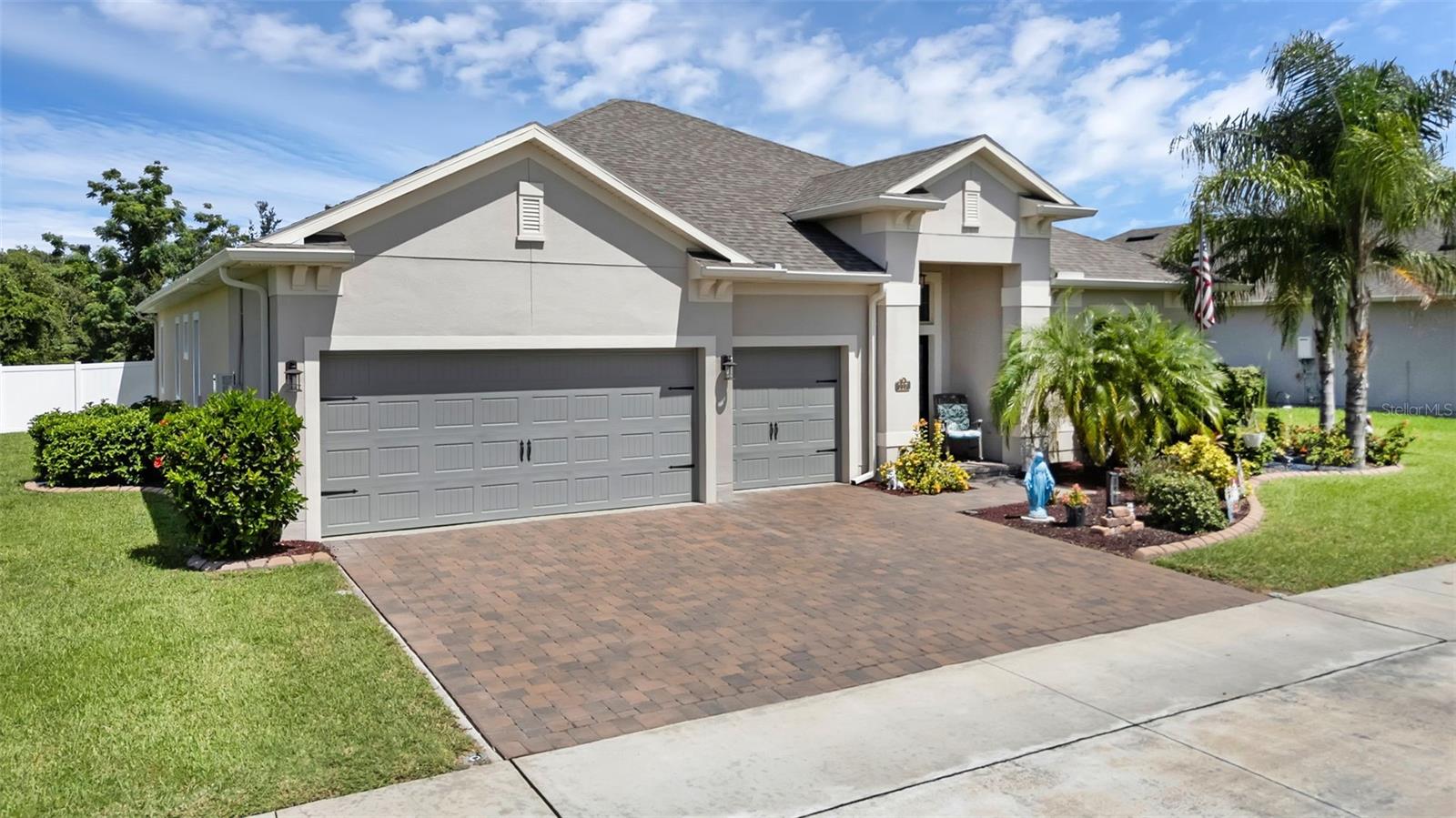 GROVELAND CHERRY LAKE OAKS - Residential