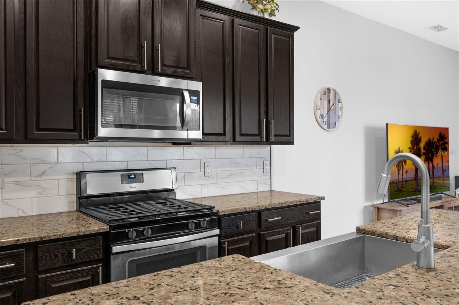 GROVELAND CHERRY LAKE OAKS - Residential