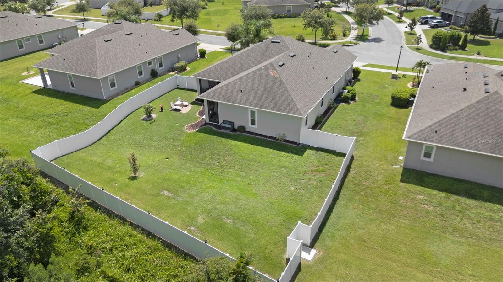 GROVELAND CHERRY LAKE OAKS - Residential