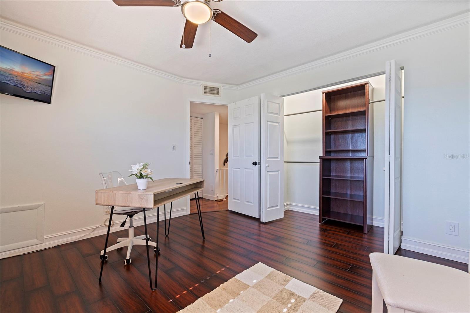 CAPRI LAGOONS CONDO - Residential