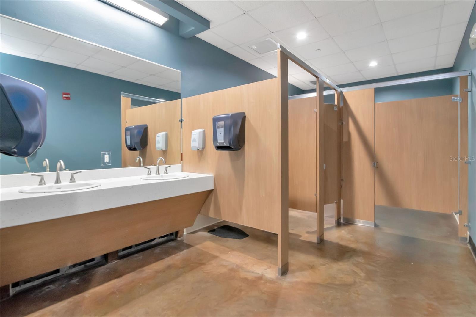 GRAND CENTRAL AT KENNEDY RESID - Commercial Sale