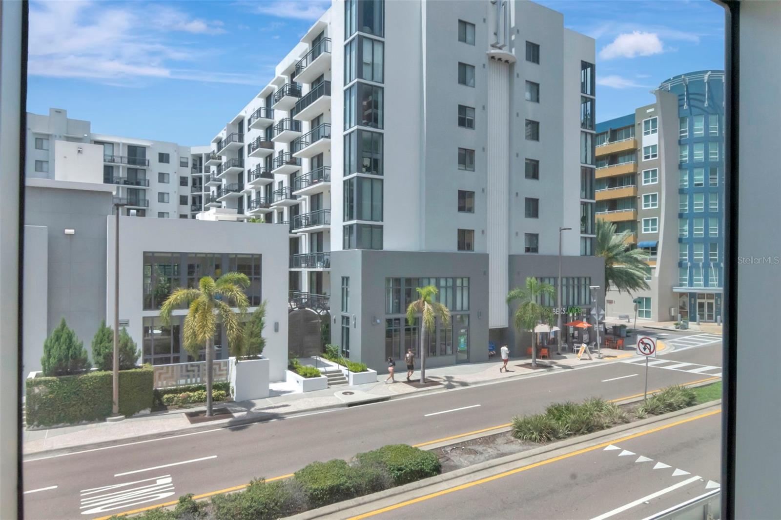 GRAND CENTRAL AT KENNEDY RESID - Commercial Sale