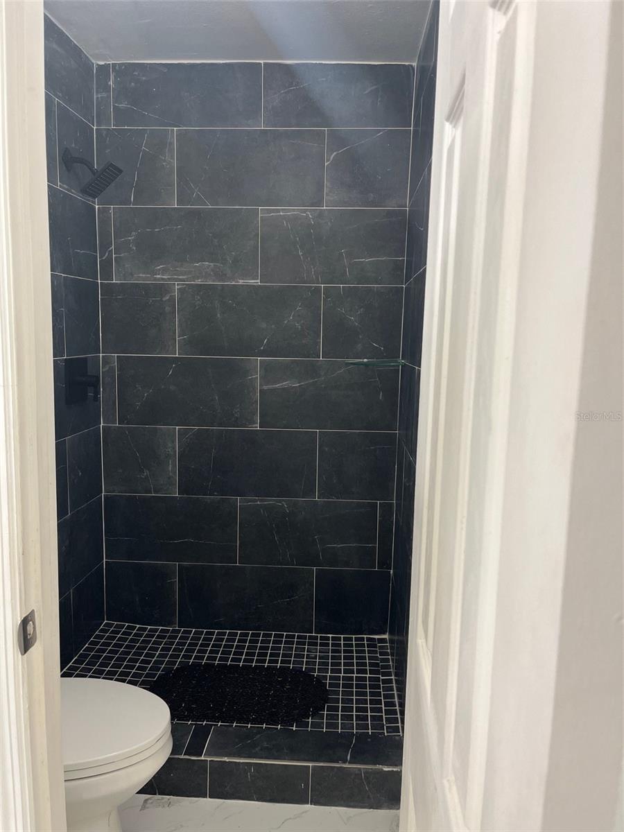 EUSTIS REMINGTON CLUB PH 02 LT 61 ORB - Residential Lease