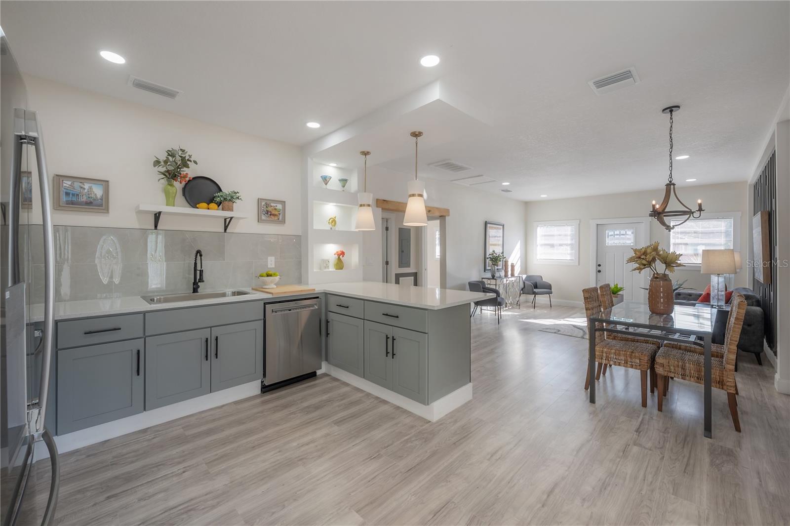 SULPHUR SPGS ADD - Residential