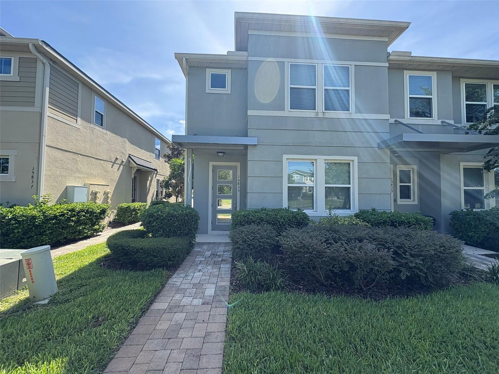 Excelent oportunity in Winter Garden, right around Walt Disney World, corner unity, lots of lights and upgrades. 2 car garage, paved walkway and fenced for privacy. 4 bedrooms 1 bedroom downstairs and remaining bedrooms upstairs. This is a beautiful home, come and see it!