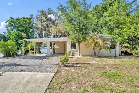 11 PLUMOSA AVENUE CASSELBERRY FL 32707