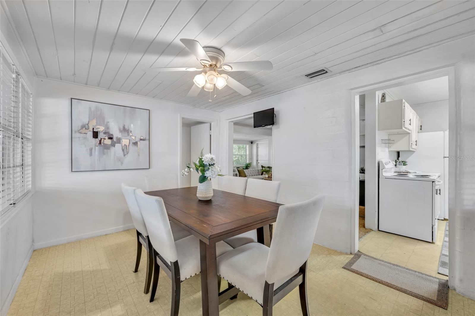 LAKE ELLEN ADD TO CASSELBERRY - Residential